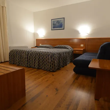 Letan Hotell