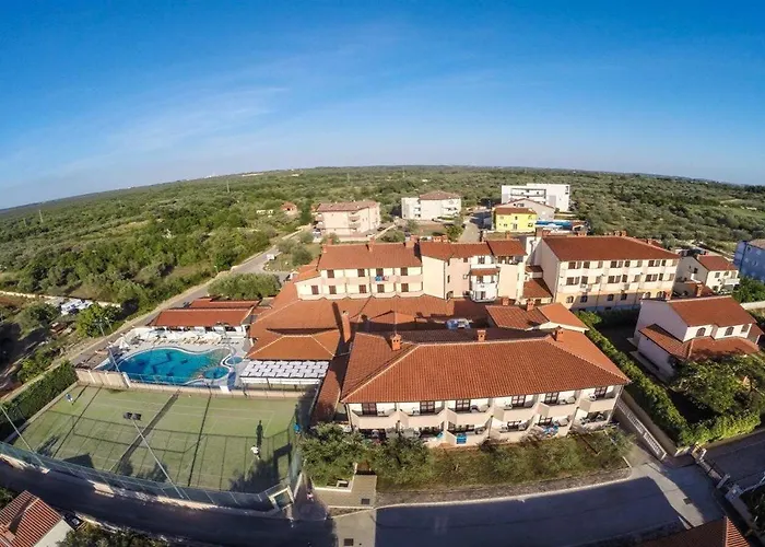 Letan Szálloda Fažana