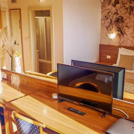 Otel Letan 4*