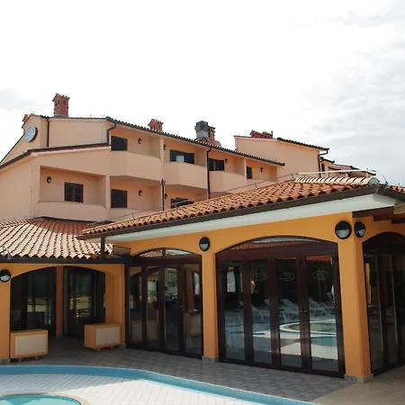 Letan Hotel