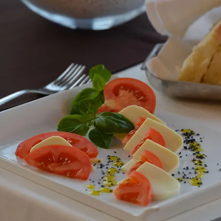 Hotel Letan 4*