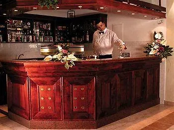 乐坦别墅酒店 4*